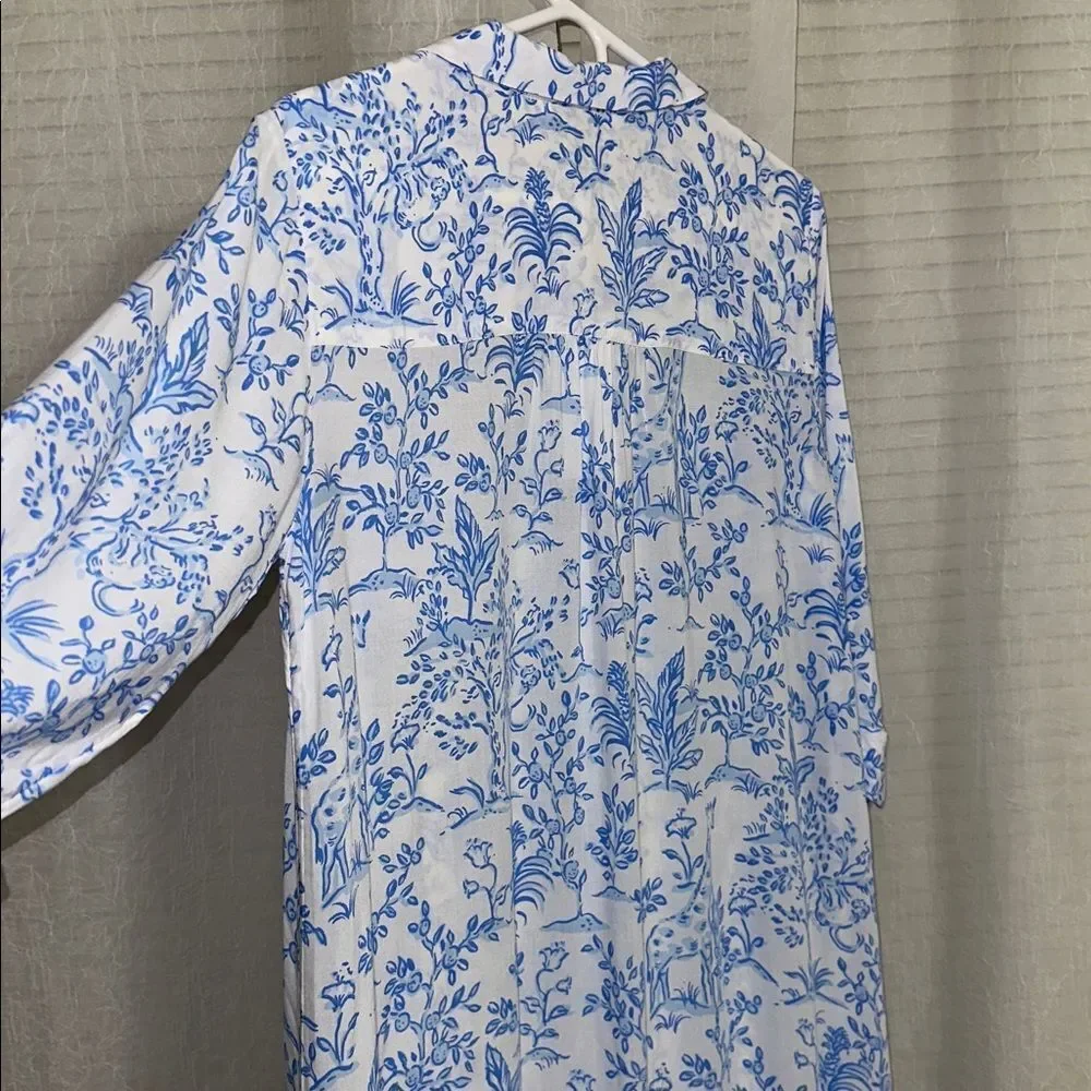 Lilly Pulitzer Natalie Resort White Blue Button Front Tab Sleeve Cover Up